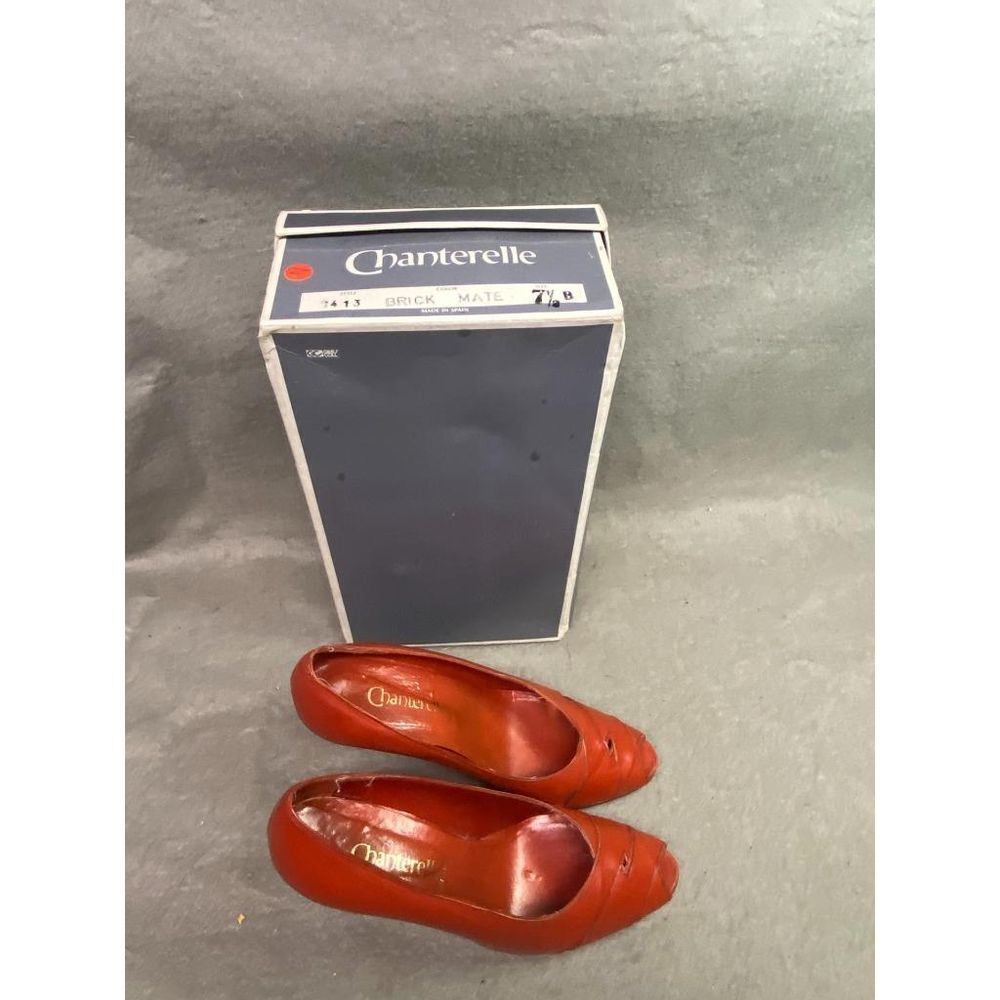 CHANTERELLE WOMEN'S HEEL PUMP SHOES BRICK‎ COLOR PEEP TOE SIZE 7 1/2B USED